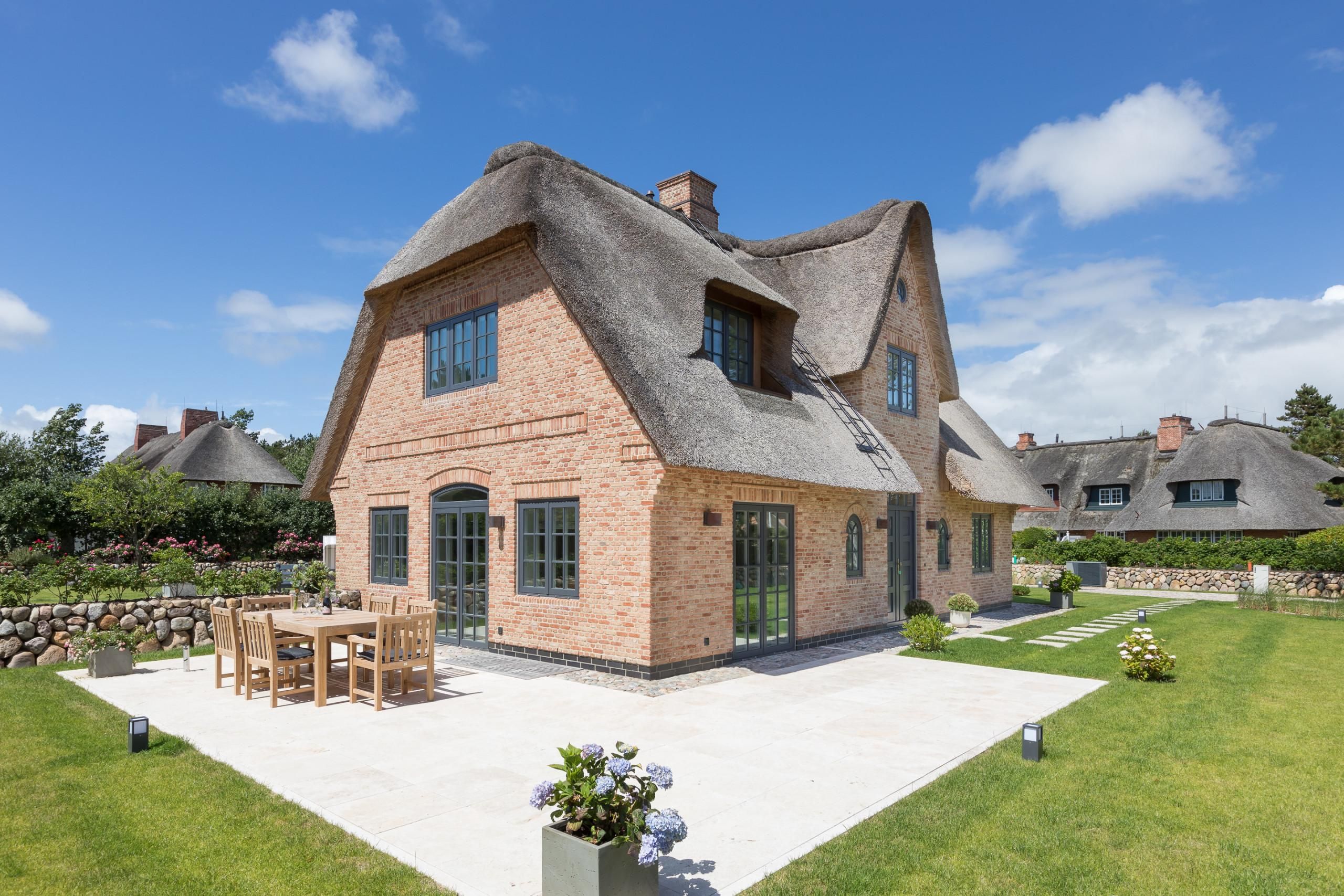 Ferienhaus mit Terrasse und Garten auf Sylt