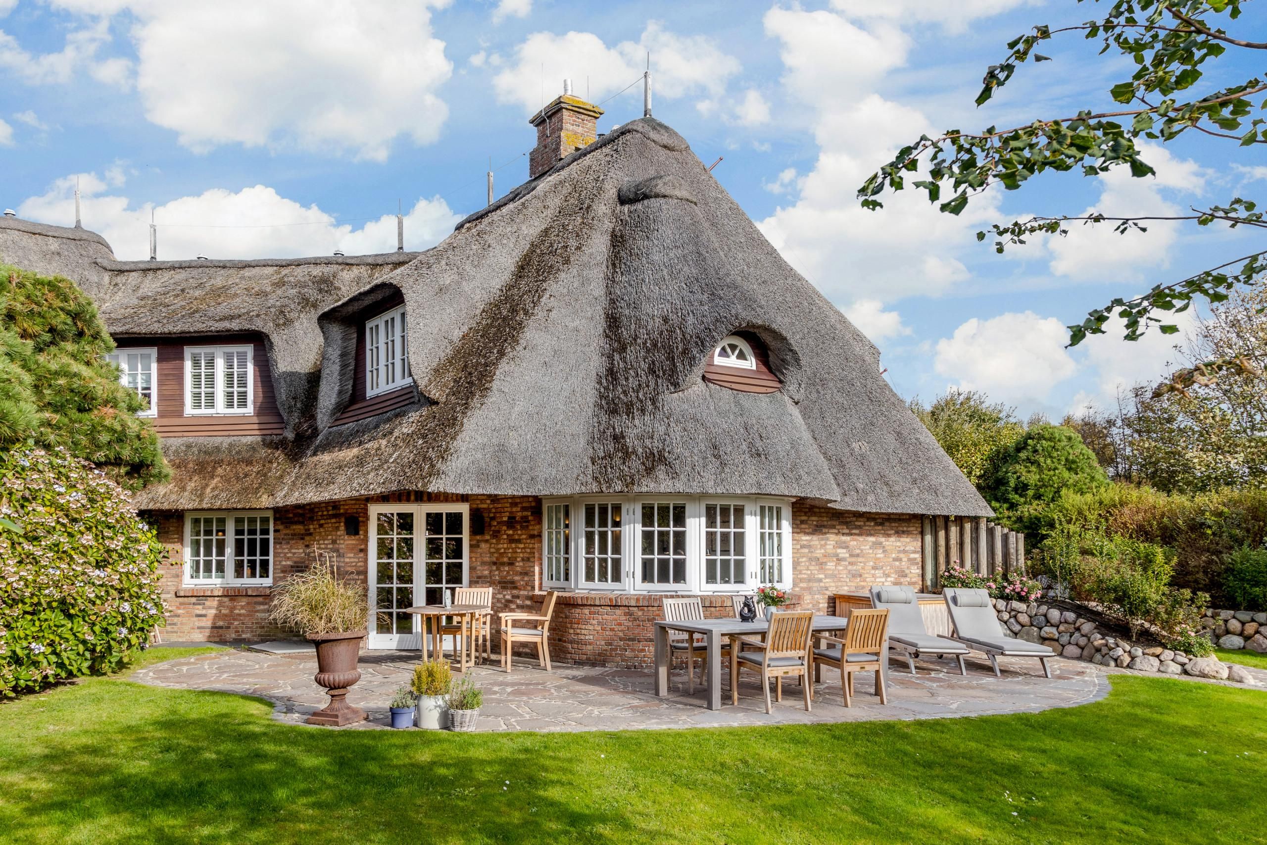 Ferienhaus mit Terrasse und Garten auf Sylt