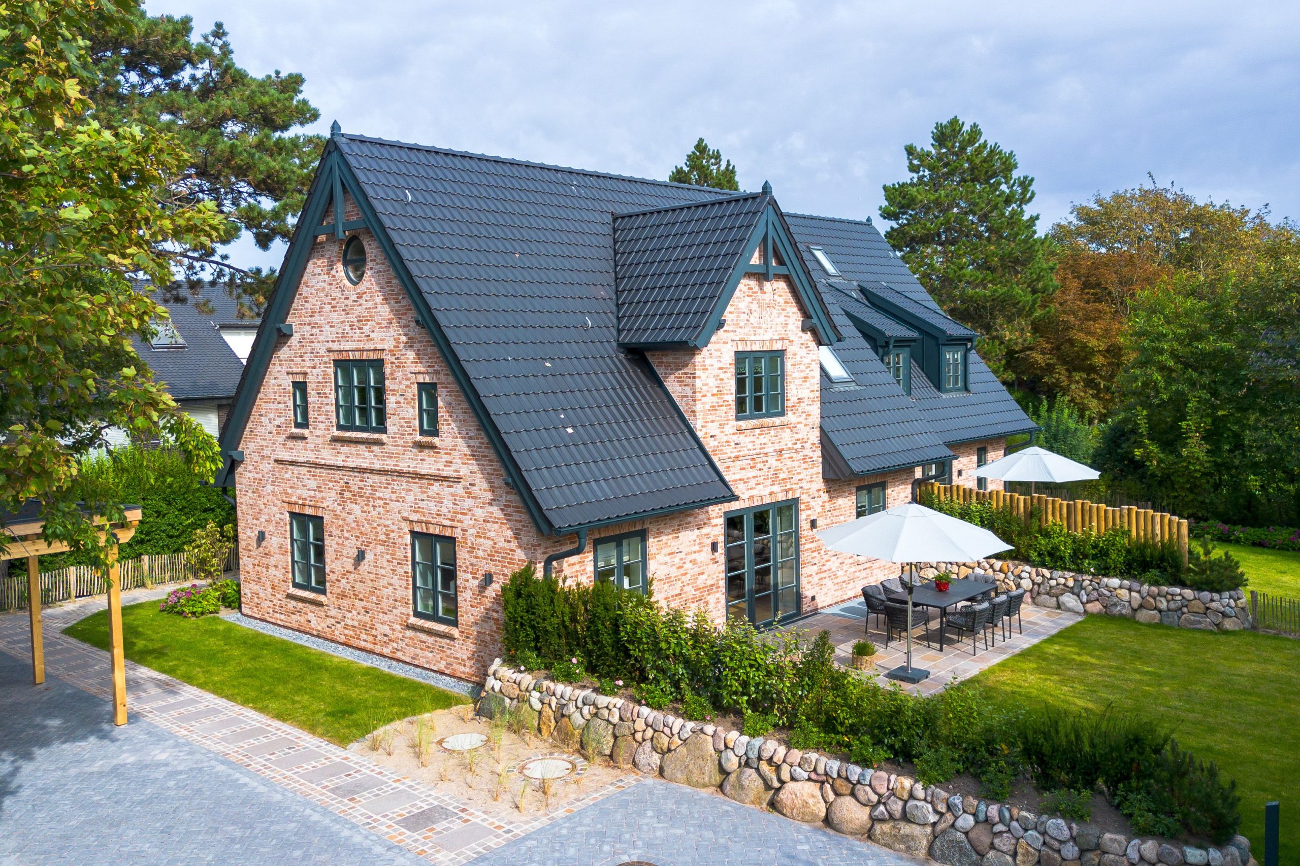 Terrasse und Garten von Ferienhaus auf Sylt
